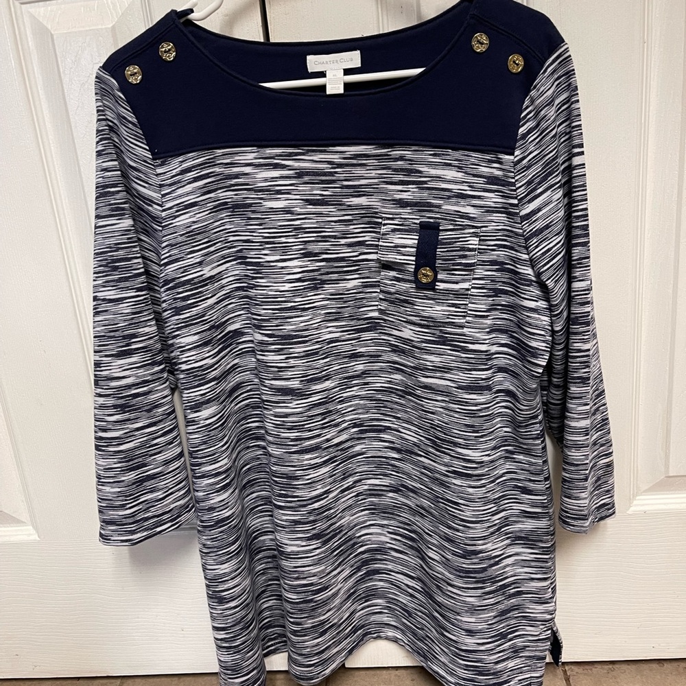 Charter Club (Macy’s) Navy /white Top Size XL